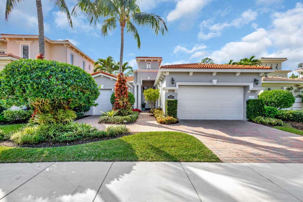 Photo of 175 Viera Drive, Palm Beach Gardens, FL 33418 (MLS # R11050065)