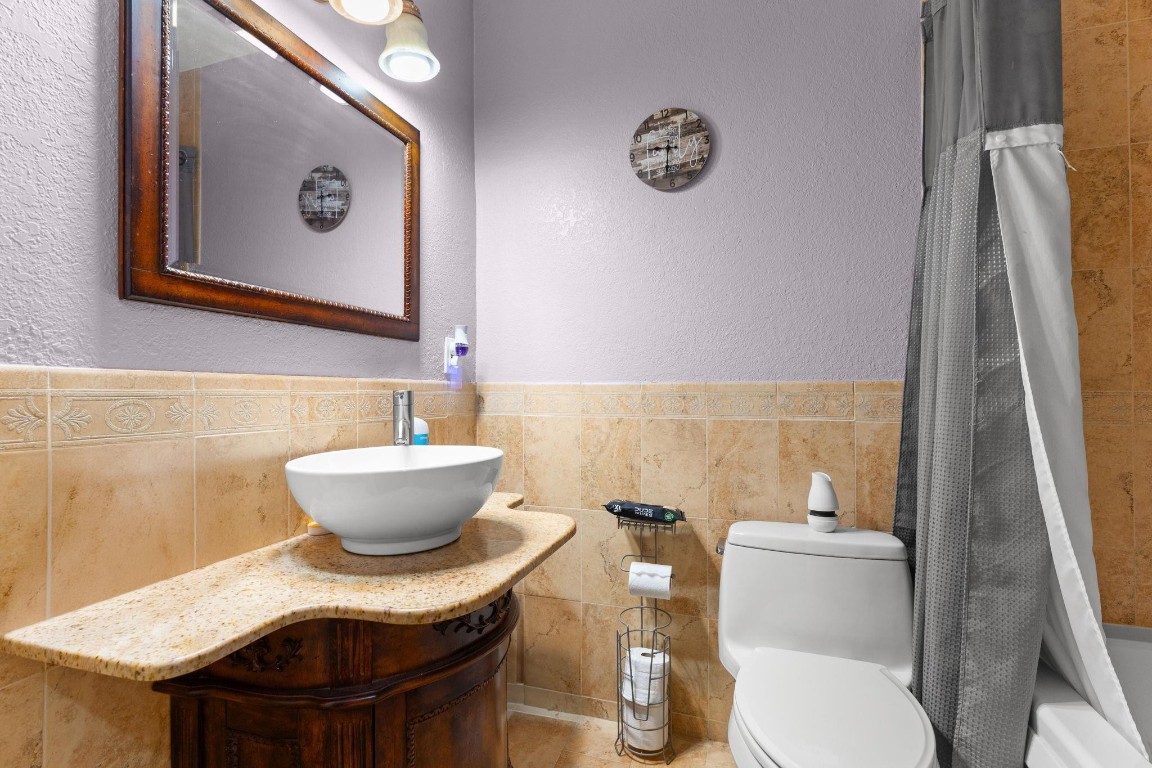 Westview Condominium #3 - Residential