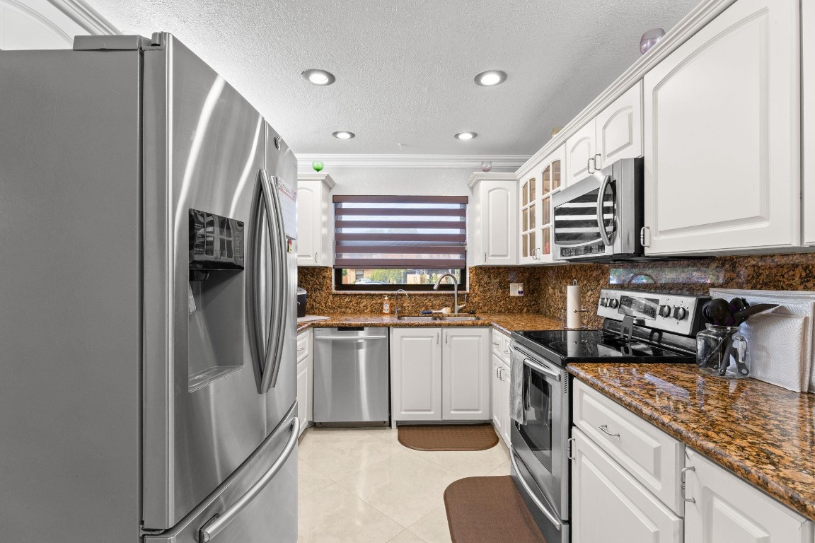 Westview Condominium #3 - Residential