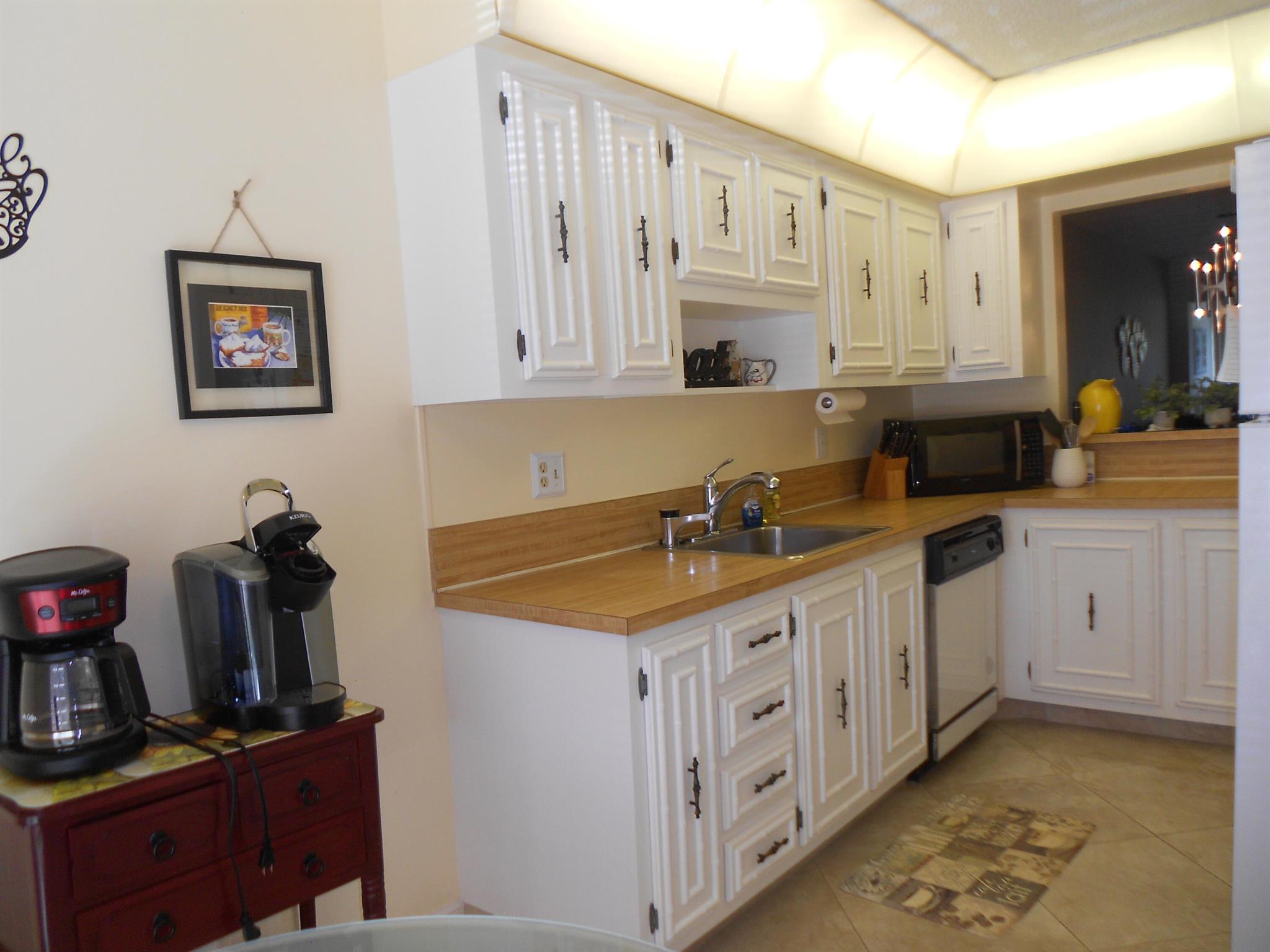 PALM GREENS AT VILLA DEL RAY CONDO II - Residential Lease