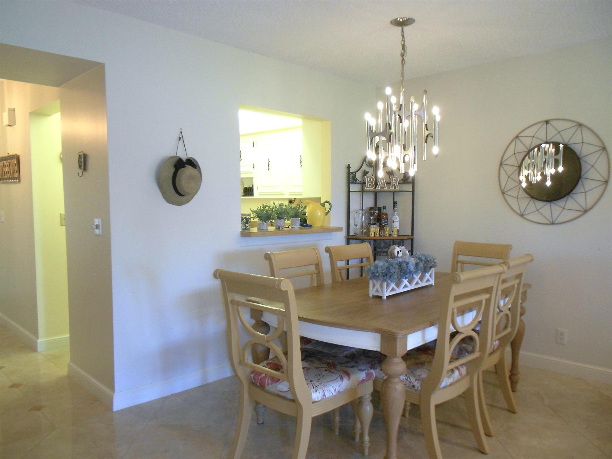 PALM GREENS AT VILLA DEL RAY CONDO II - Residential Lease