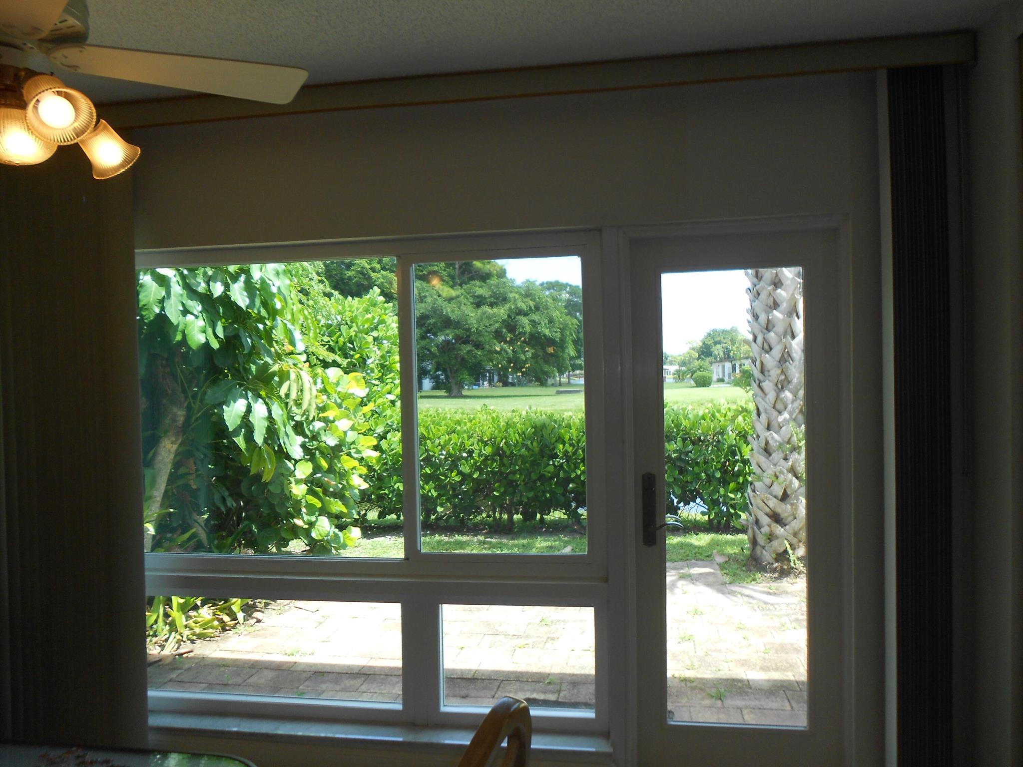 PALM GREENS AT VILLA DEL RAY CONDO II - Residential Lease