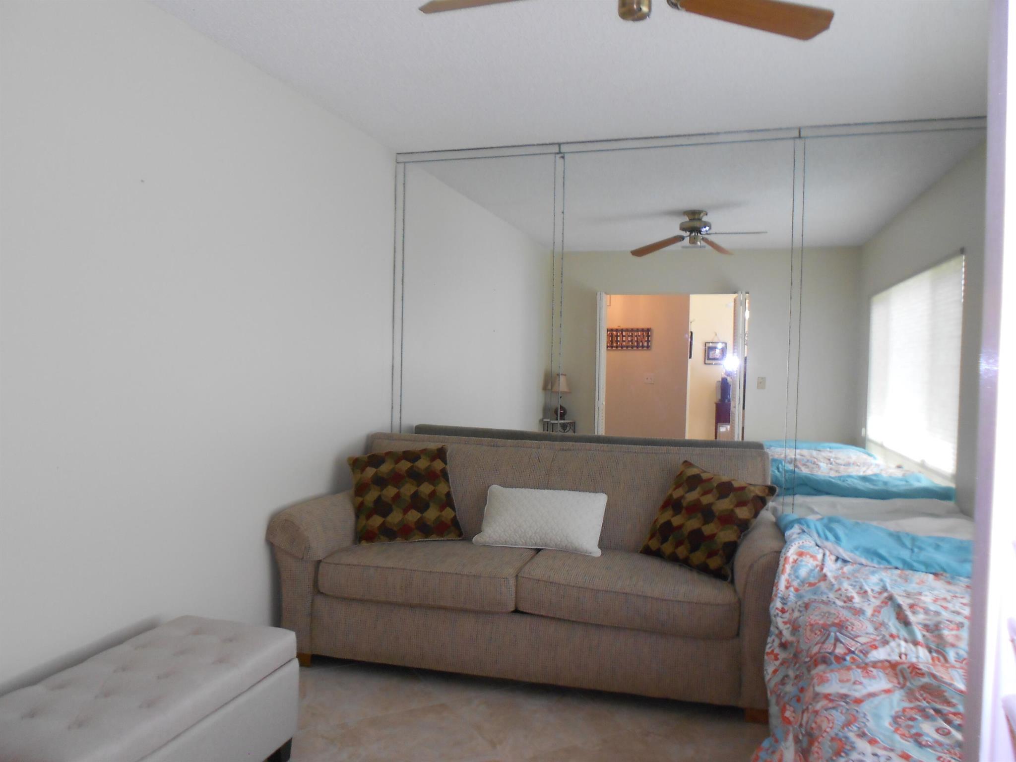 PALM GREENS AT VILLA DEL RAY CONDO II - Residential Lease