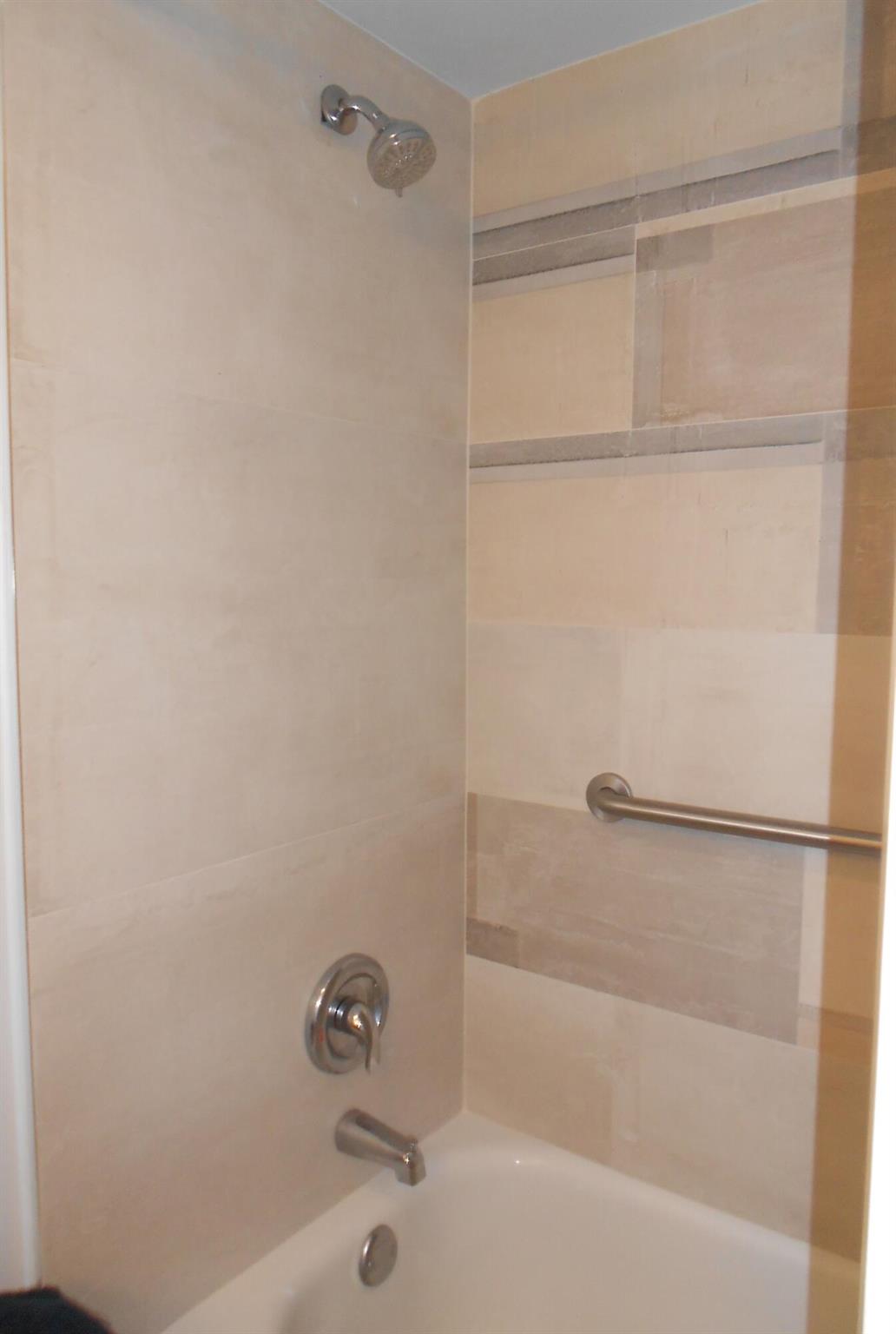 PALM GREENS AT VILLA DEL RAY CONDO II - Residential Lease