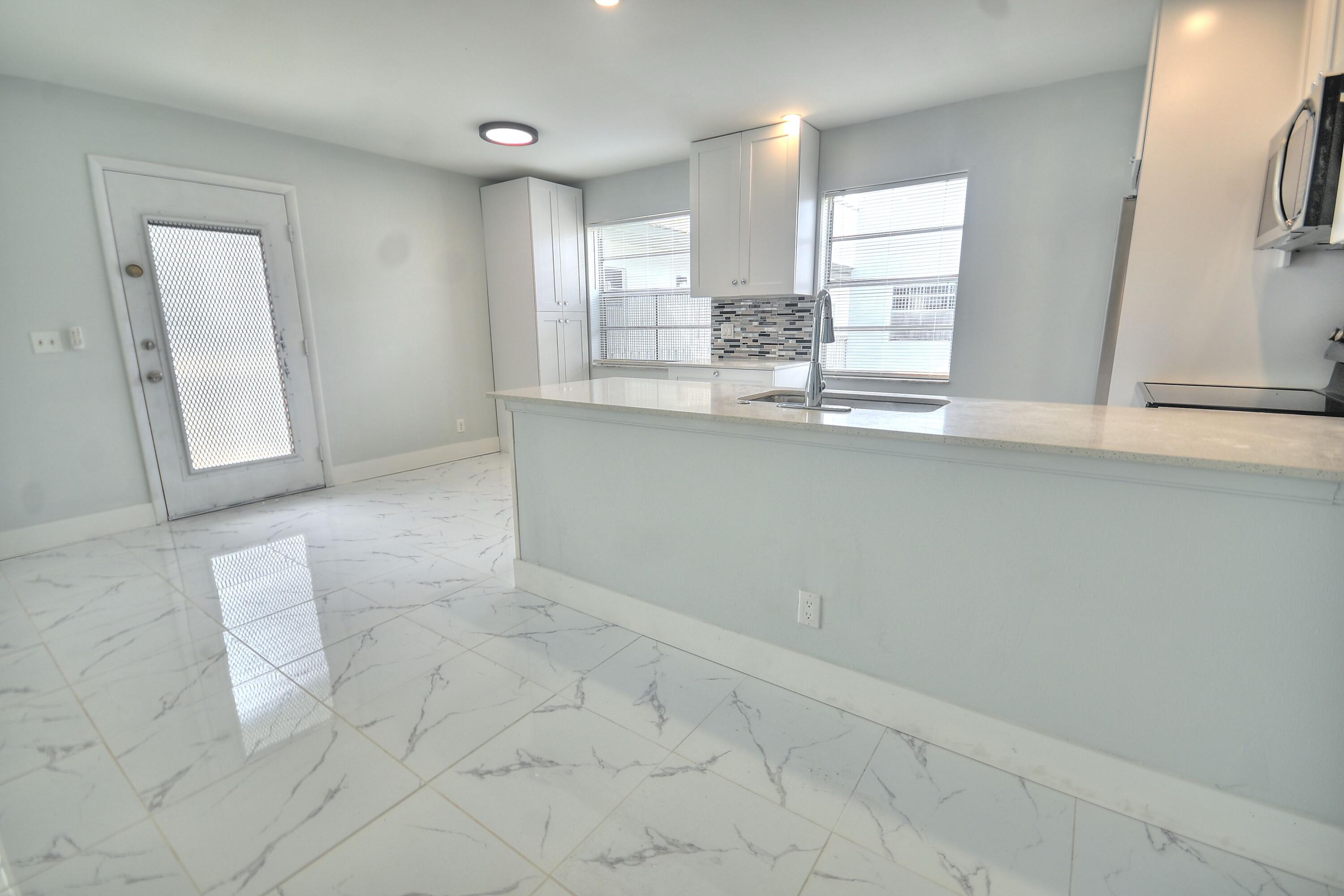 KINGS POINT NORMANDY CONDOS - Residential Lease