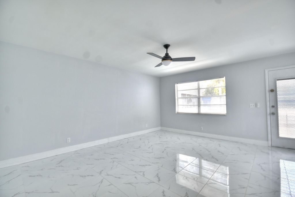 Photo of 137 Normandy C #137, Delray Beach, FL 33484 (MLS # B26000621)