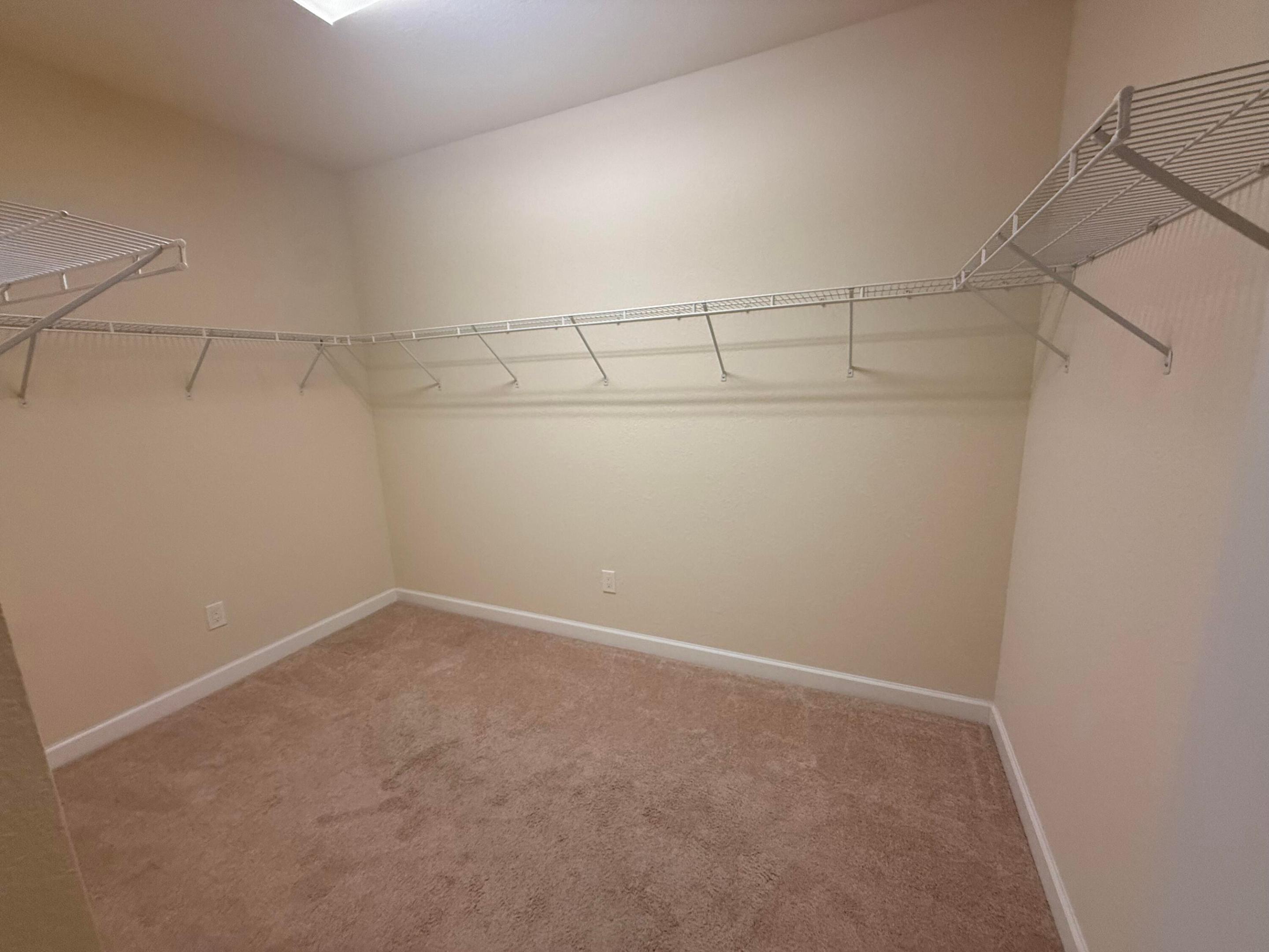 LIBRARY COMMONS - Residential Lease