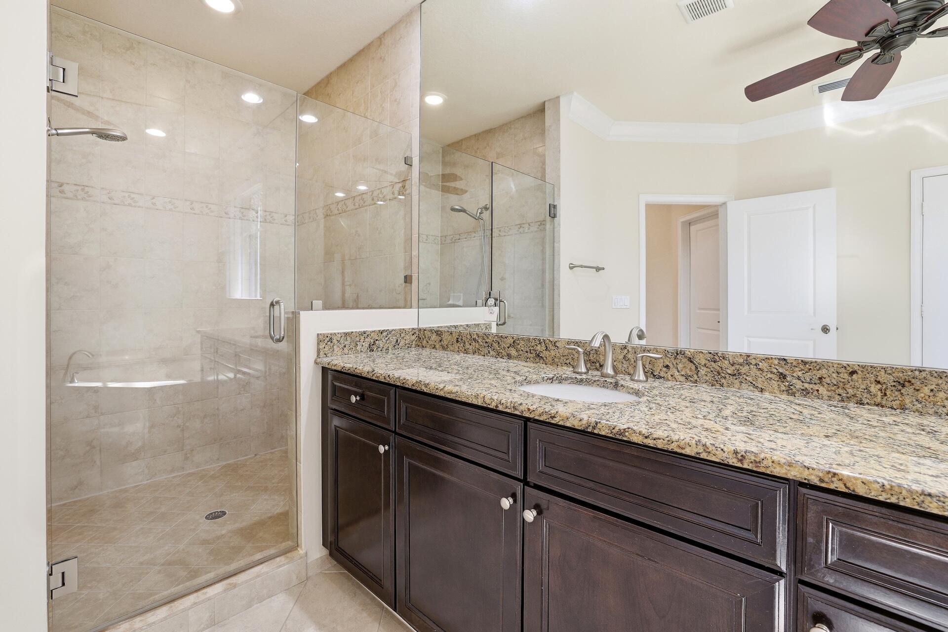 LIBRARY COMMONS - Residential Lease