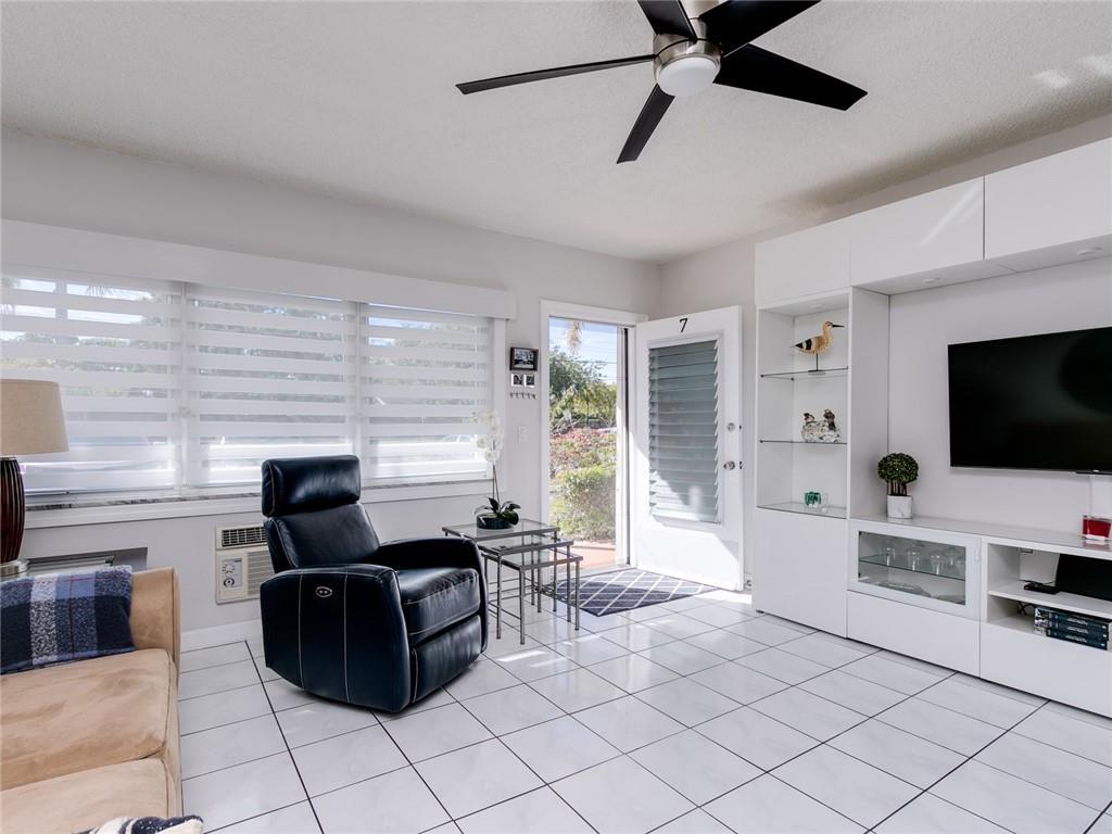 ROLEN LAKE GARDENS COOP - Residential