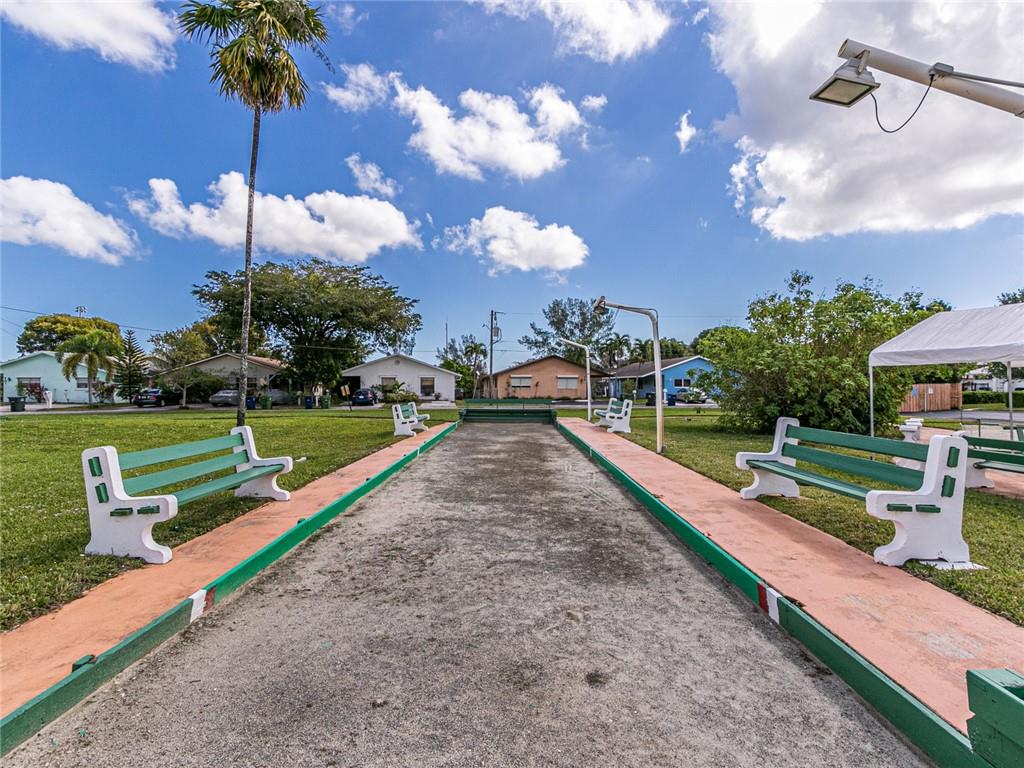 ROLEN LAKE GARDENS COOP - Residential