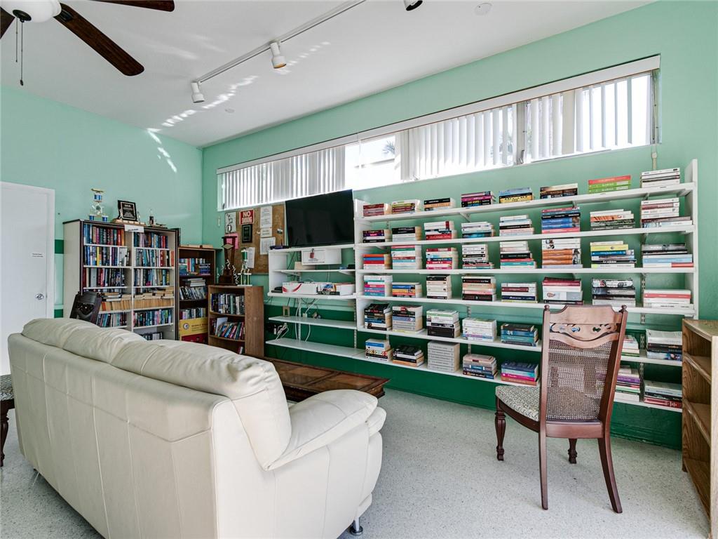 ROLEN LAKE GARDENS COOP - Residential