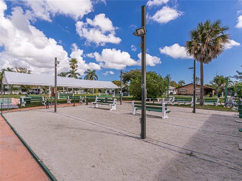 ROLEN LAKE GARDENS COOP - Residential