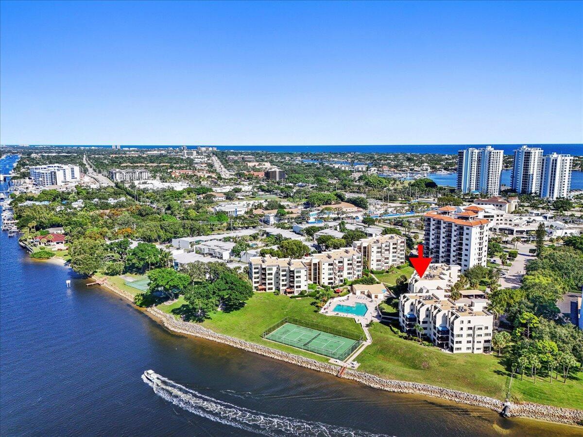 EVERGLADES OF NORTH PALM - Residential