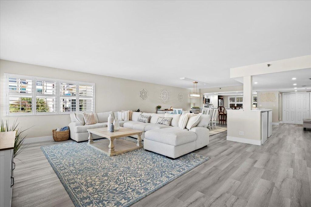 Photo of 364 Golfview Road #405, North Palm Beach, FL 33408 (MLS # R11141031)