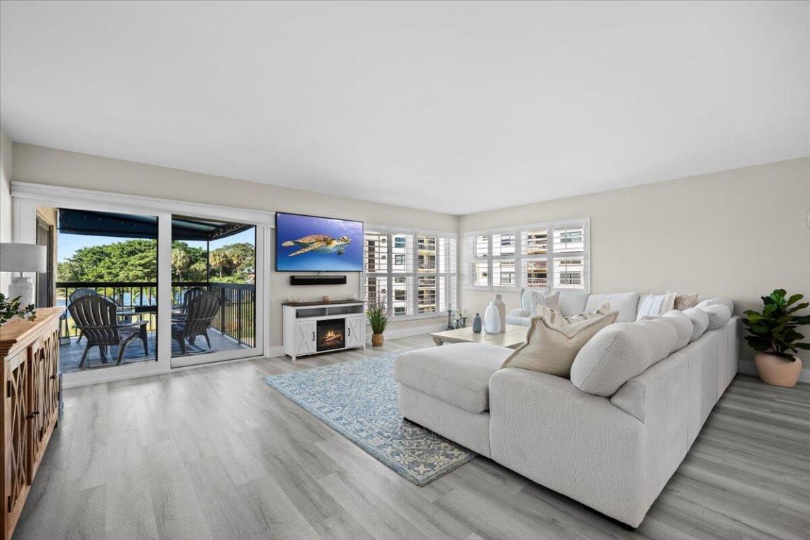 EVERGLADES OF NORTH PALM BEACH - Residential