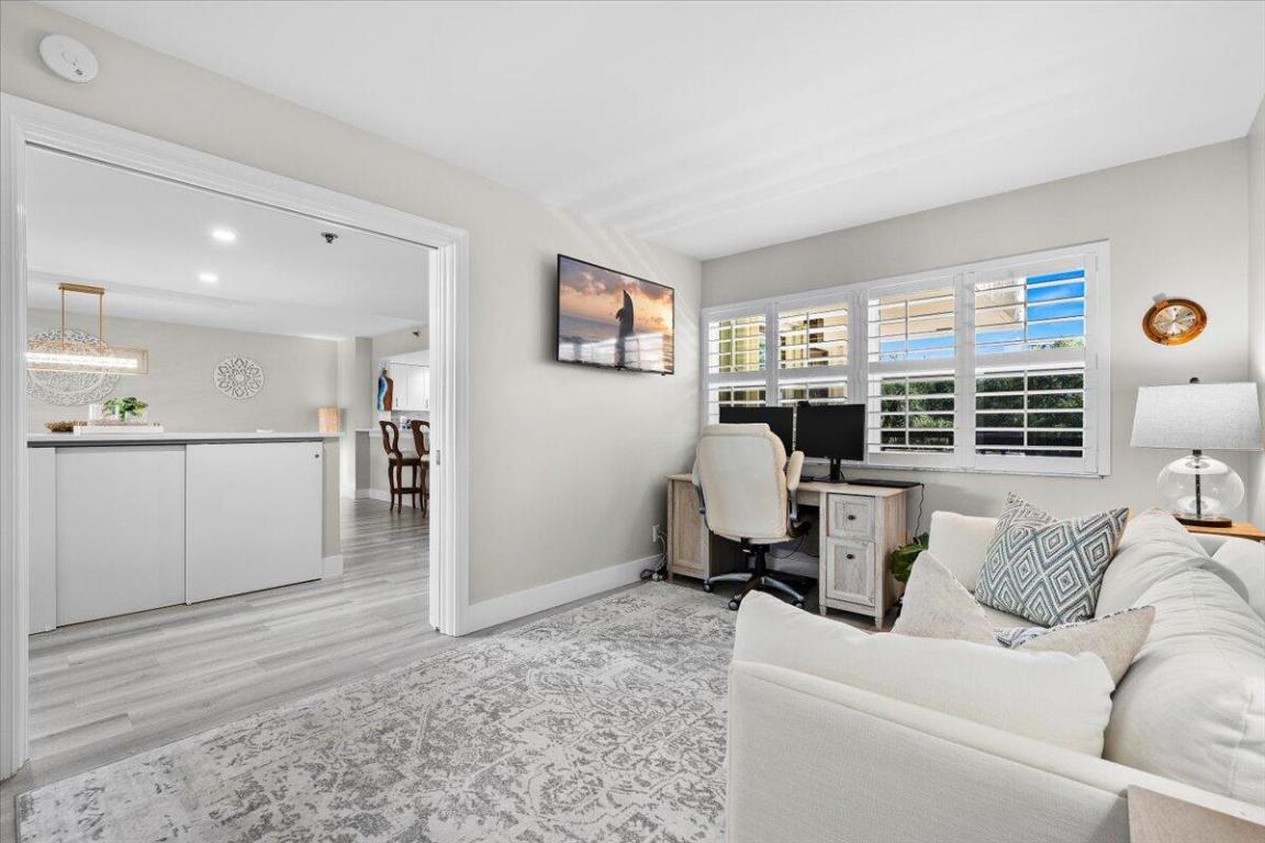 EVERGLADES OF NORTH PALM BEACH - Residential