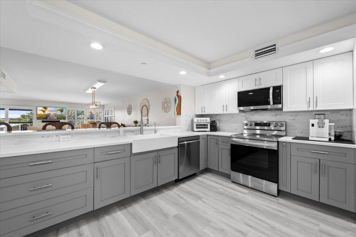 EVERGLADES OF NORTH PALM BEACH - Residential