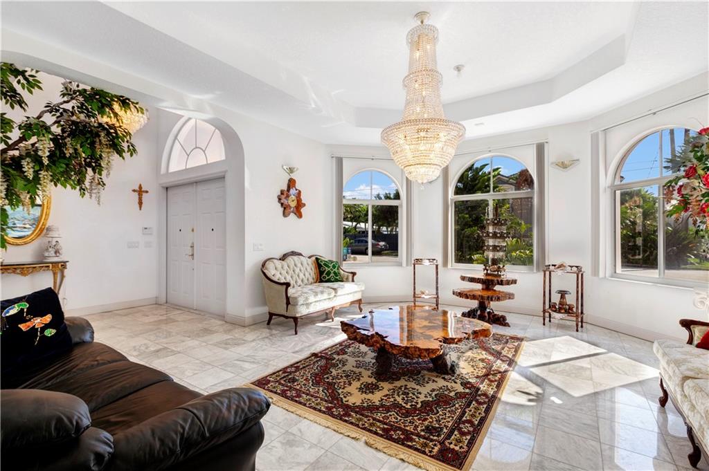 Lauderdale Beach - Residential