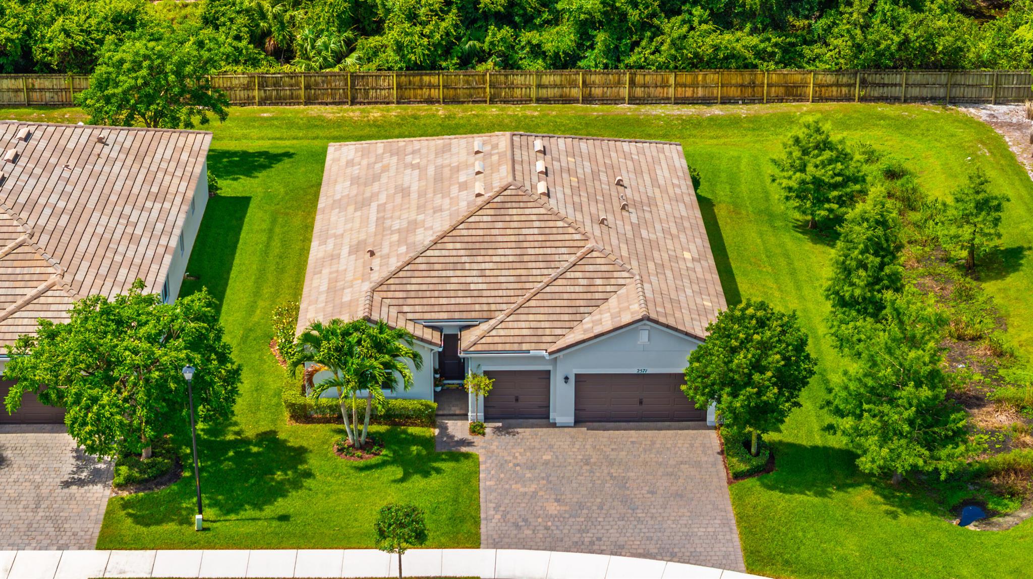 2571 SW Berry Park Circle