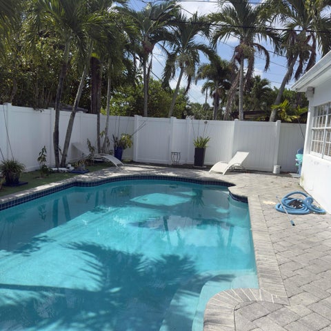Tiny photo for 3760 NE 16TH Avenue, Oakland Park, FL 33334 (MLS # B26055313)
