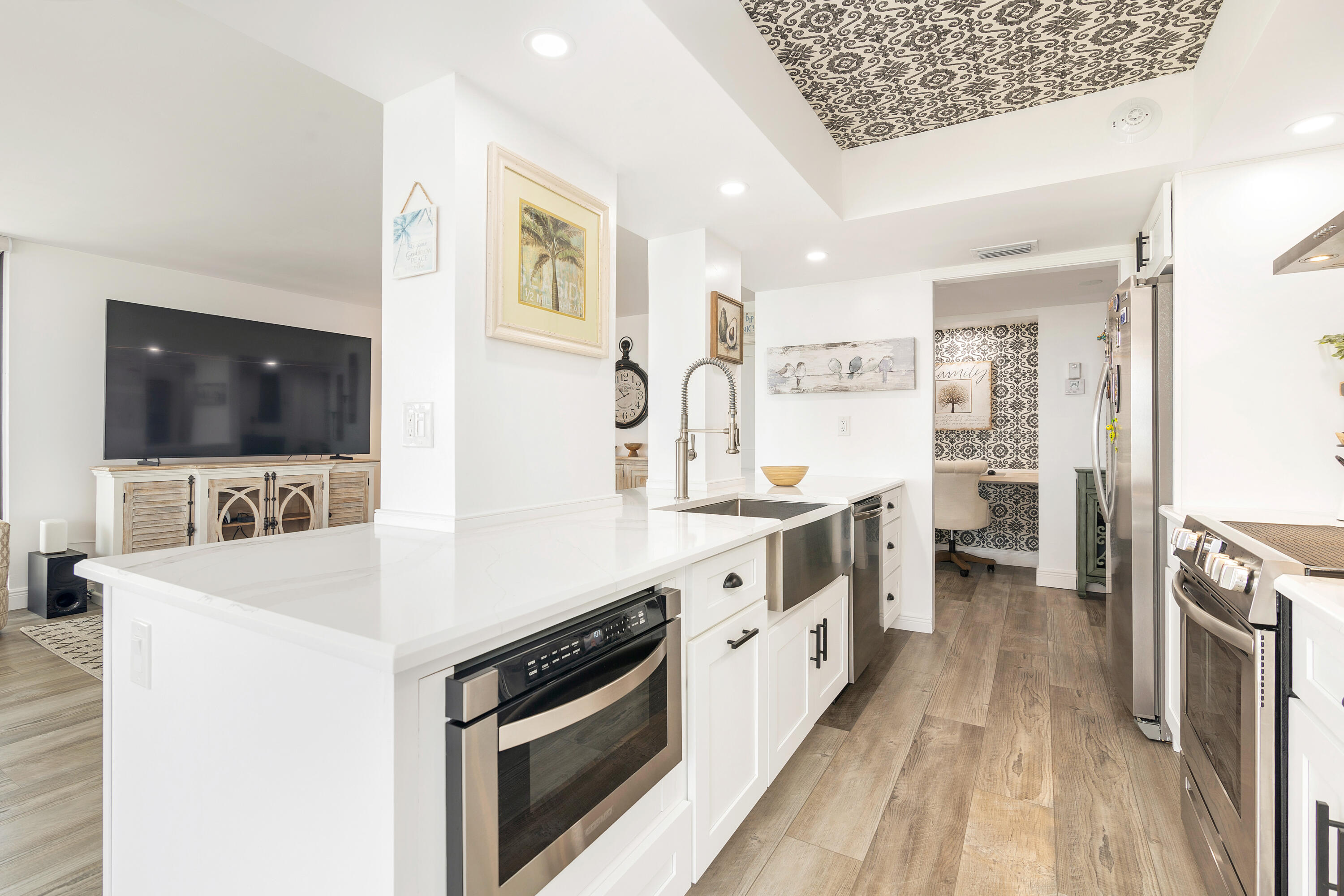 DUNES TOWERS CONDO - Residential