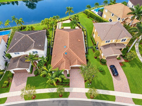 Tiny photo for 8561 LAKESIDE Bend, Parkland, FL 33076 (MLS # B26069265)