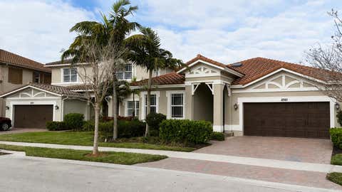 Photo of 8561 LAKESIDE Bend, Parkland, FL 33076 (MLS # B26069265)