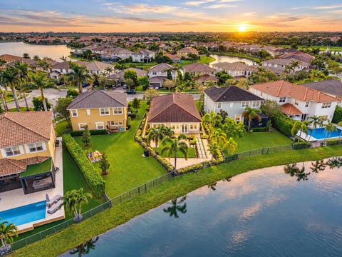 Tiny photo for 8561 LAKESIDE Bend, Parkland, FL 33076 (MLS # B26069265)