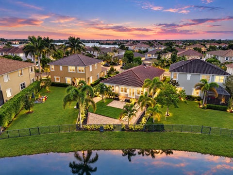 Tiny photo for 8561 LAKESIDE Bend, Parkland, FL 33076 (MLS # B26069265)