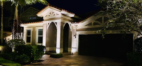 Photo of 8561 LAKESIDE Bend, Parkland, FL 33076 (MLS # B26069265)