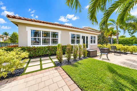 Tiny photo for 8561 LAKESIDE Bend, Parkland, FL 33076 (MLS # B26069265)