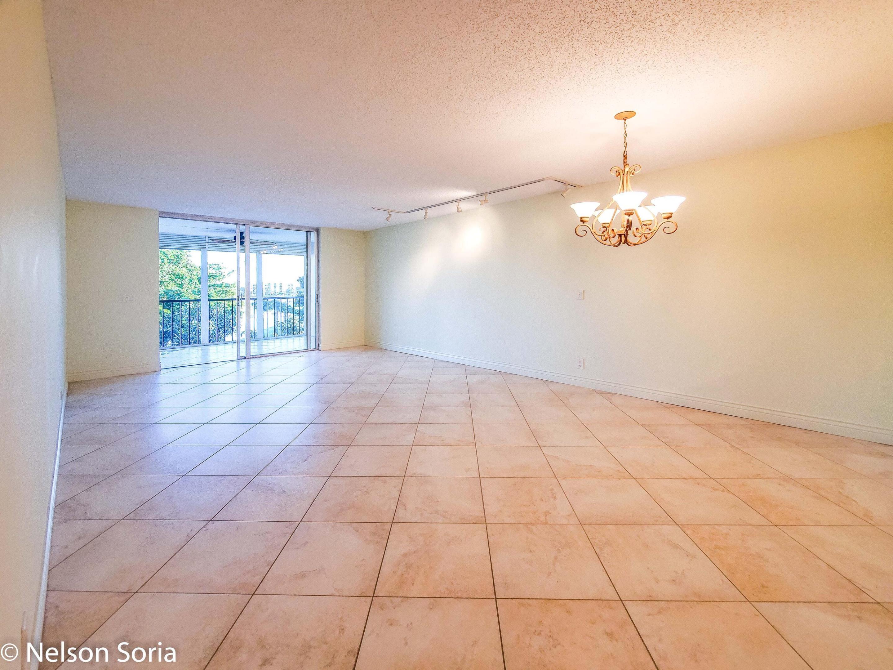 VILLAGES OF ORIOLE DEAUVILLE CONDO - Residential Lease