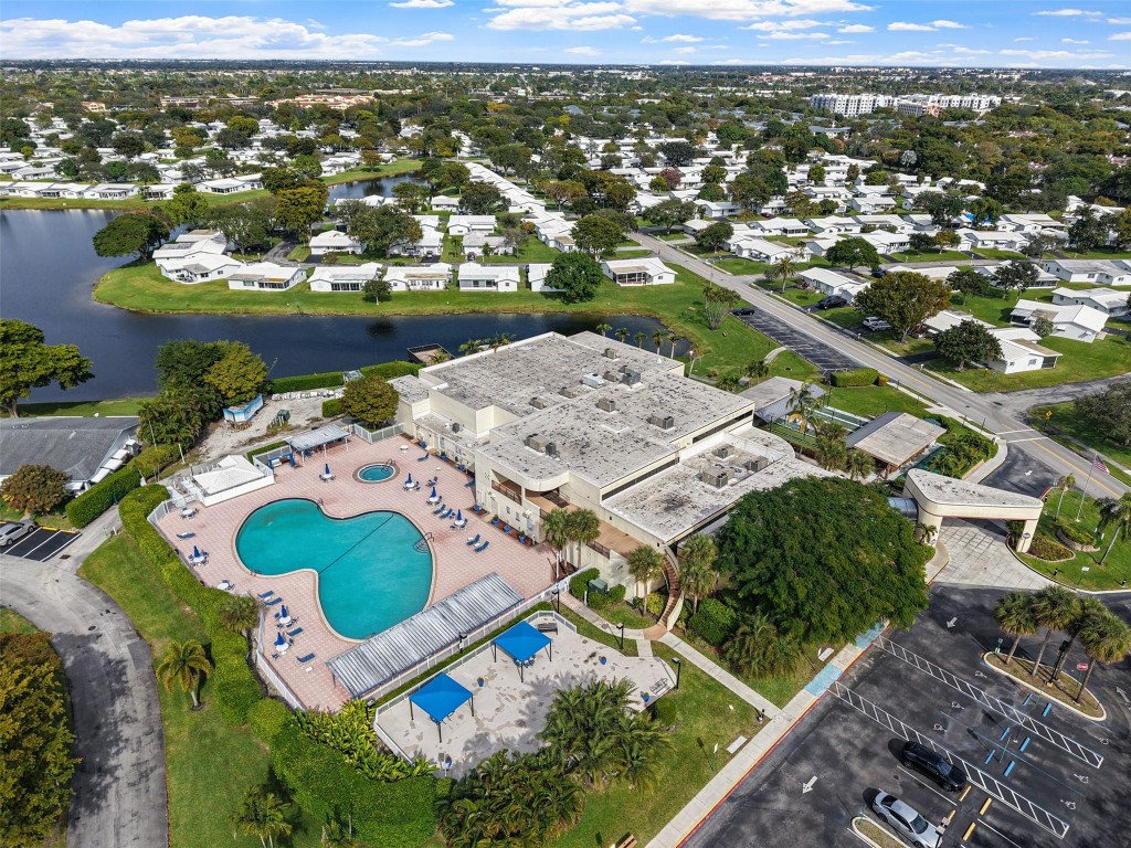Lauderdale West - Residential