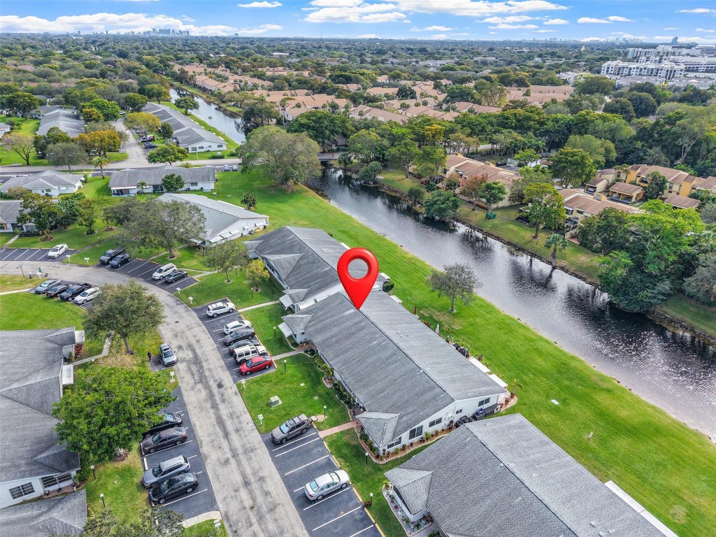 Lauderdale West - Residential