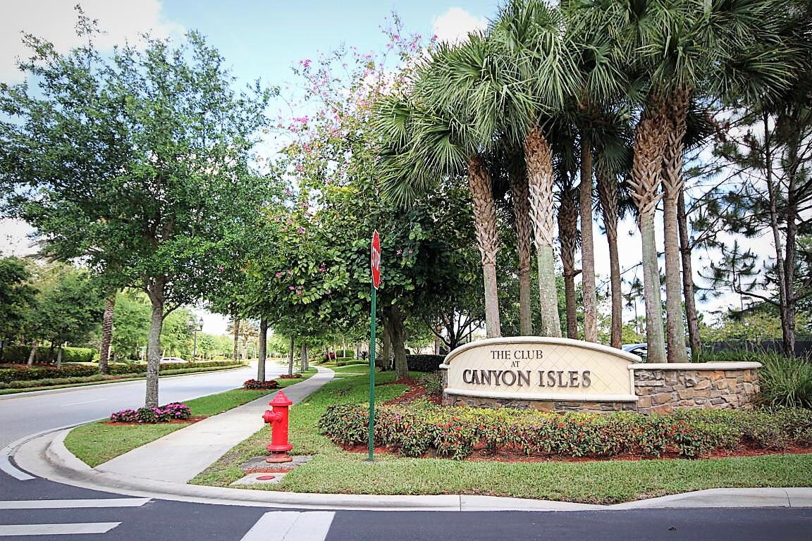 CANYON ISLES 1 - Residential Lease