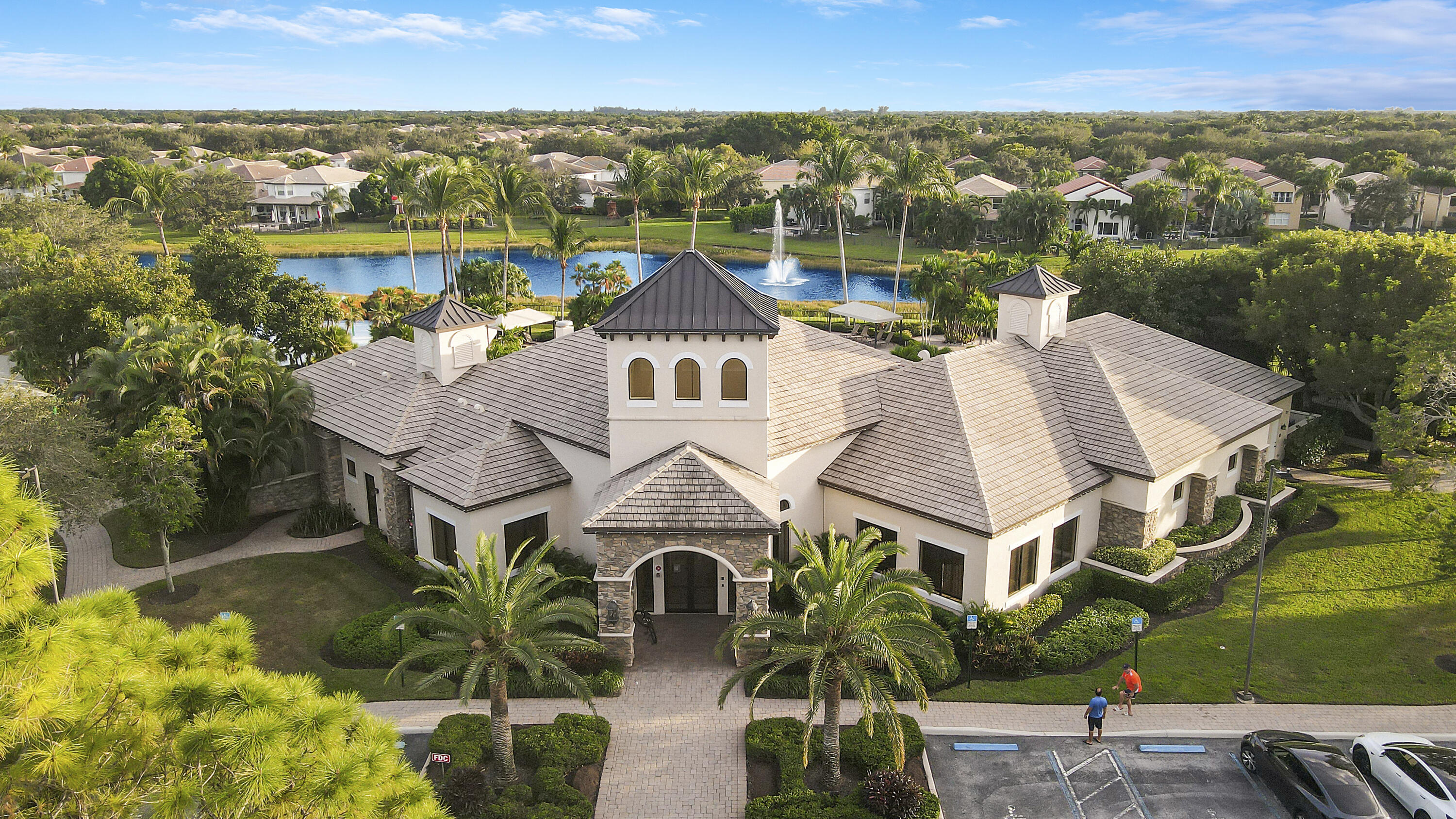 CANYON ISLES 1 - Residential Lease