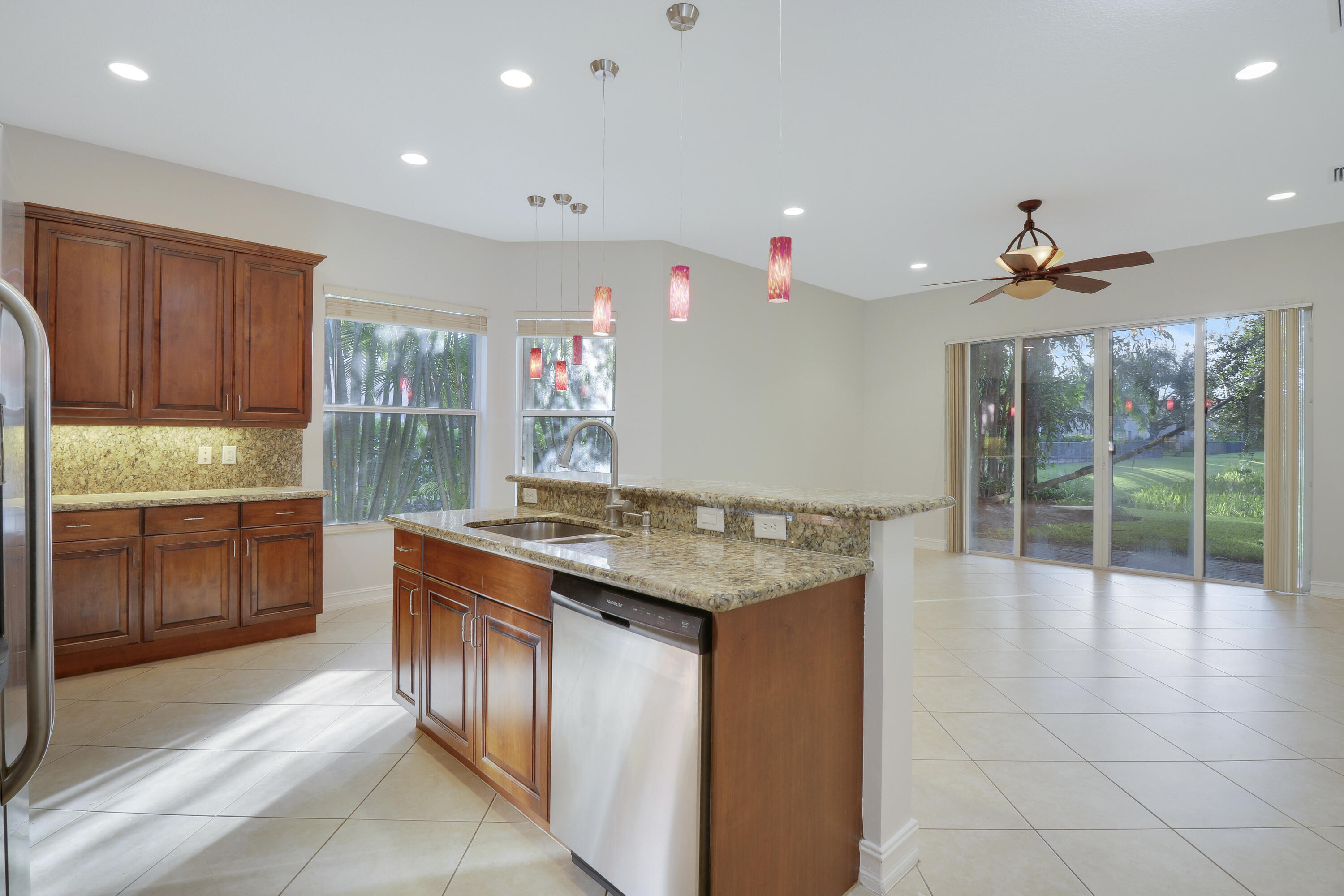 11351 Majestic Acres Terrace