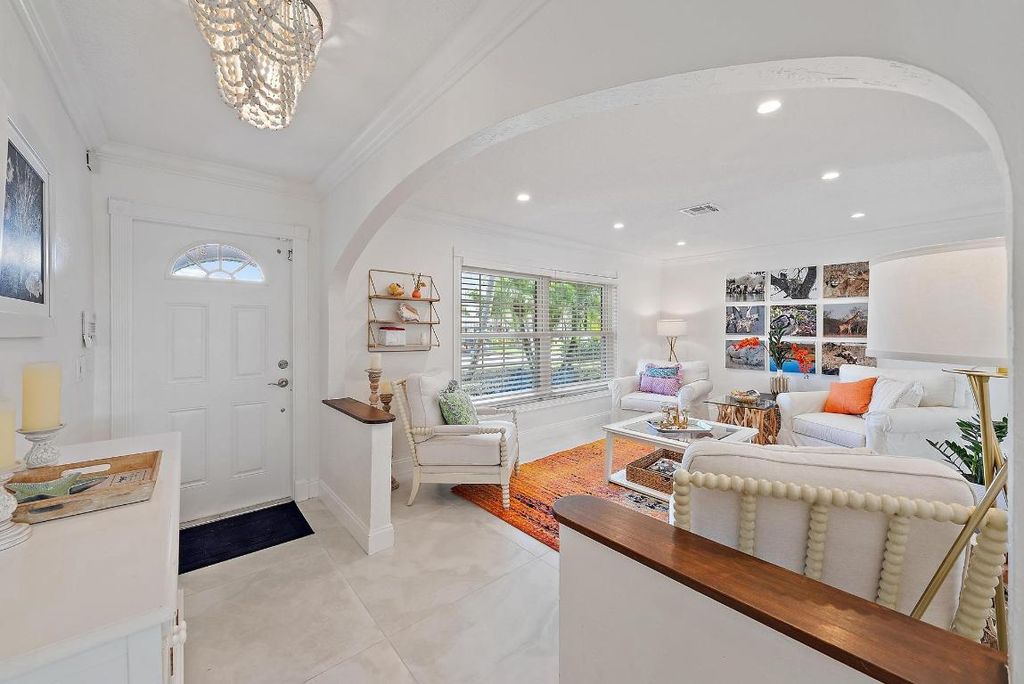 Photo of 11913 Bayberry Street, Palm Beach Gardens, FL 33410 (MLS # R11134787)