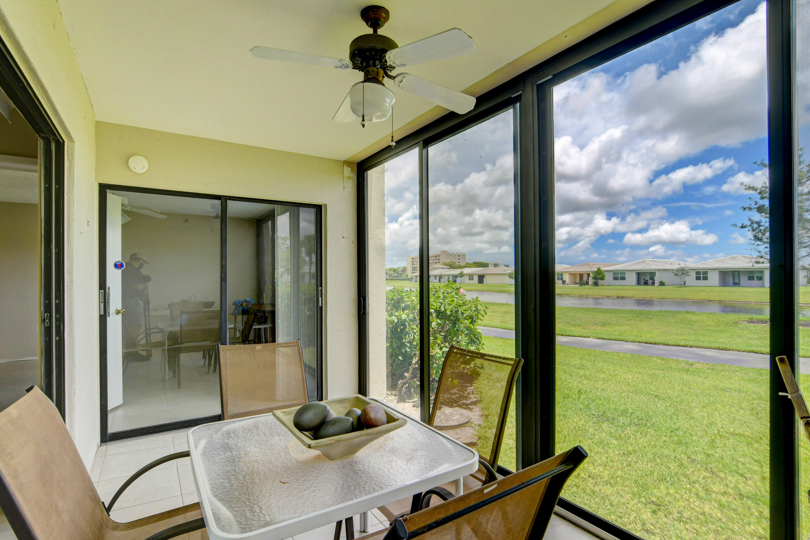 HUNTINGTON LAKES SEC FIVE CONDOS - Residential