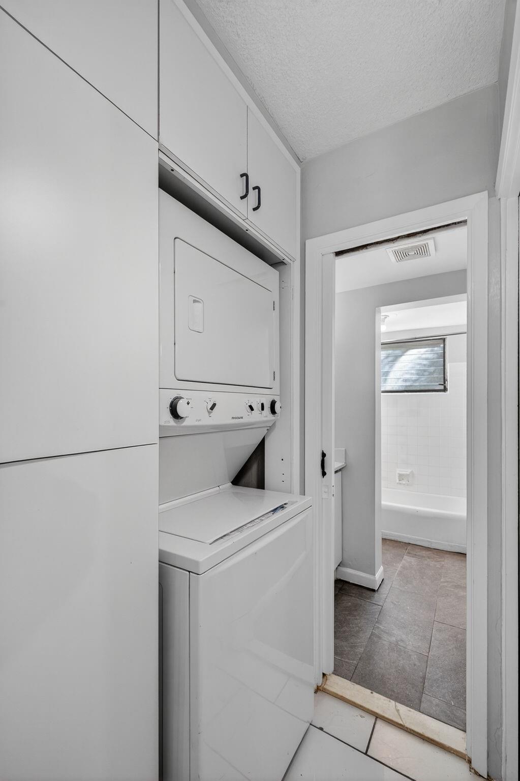 Sutton Place Condo - Residential Lease