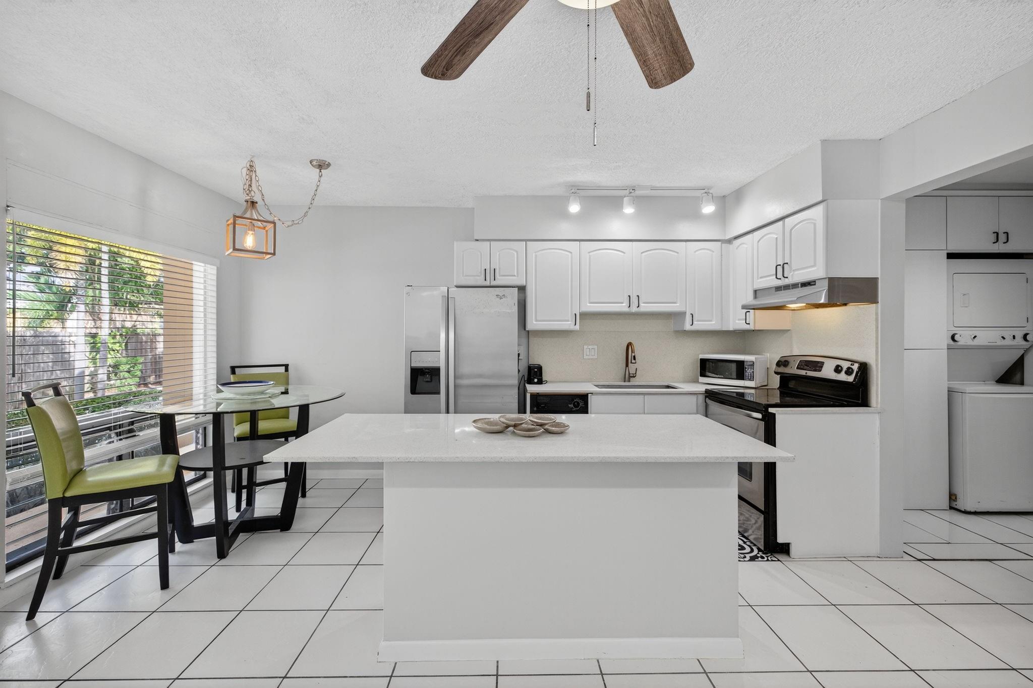 Sutton Place Condo - Residential Lease