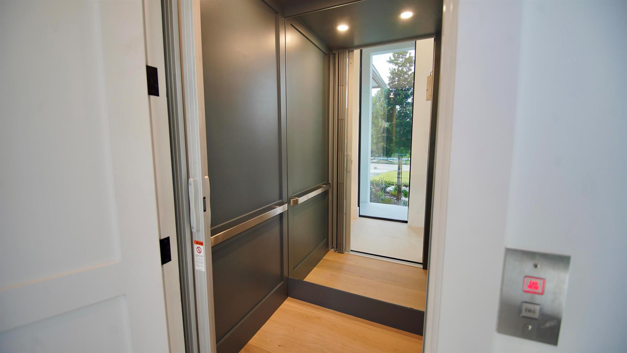 PIRATES COVE - Residential