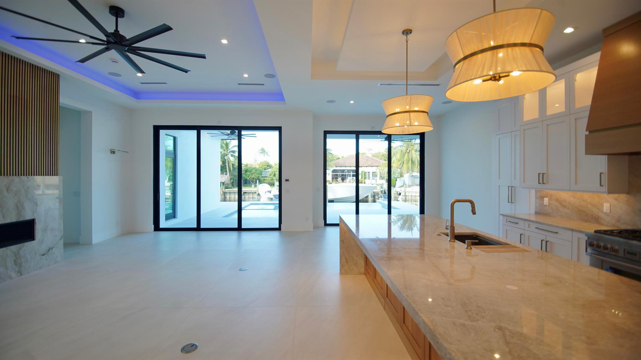 PIRATES COVE - Residential