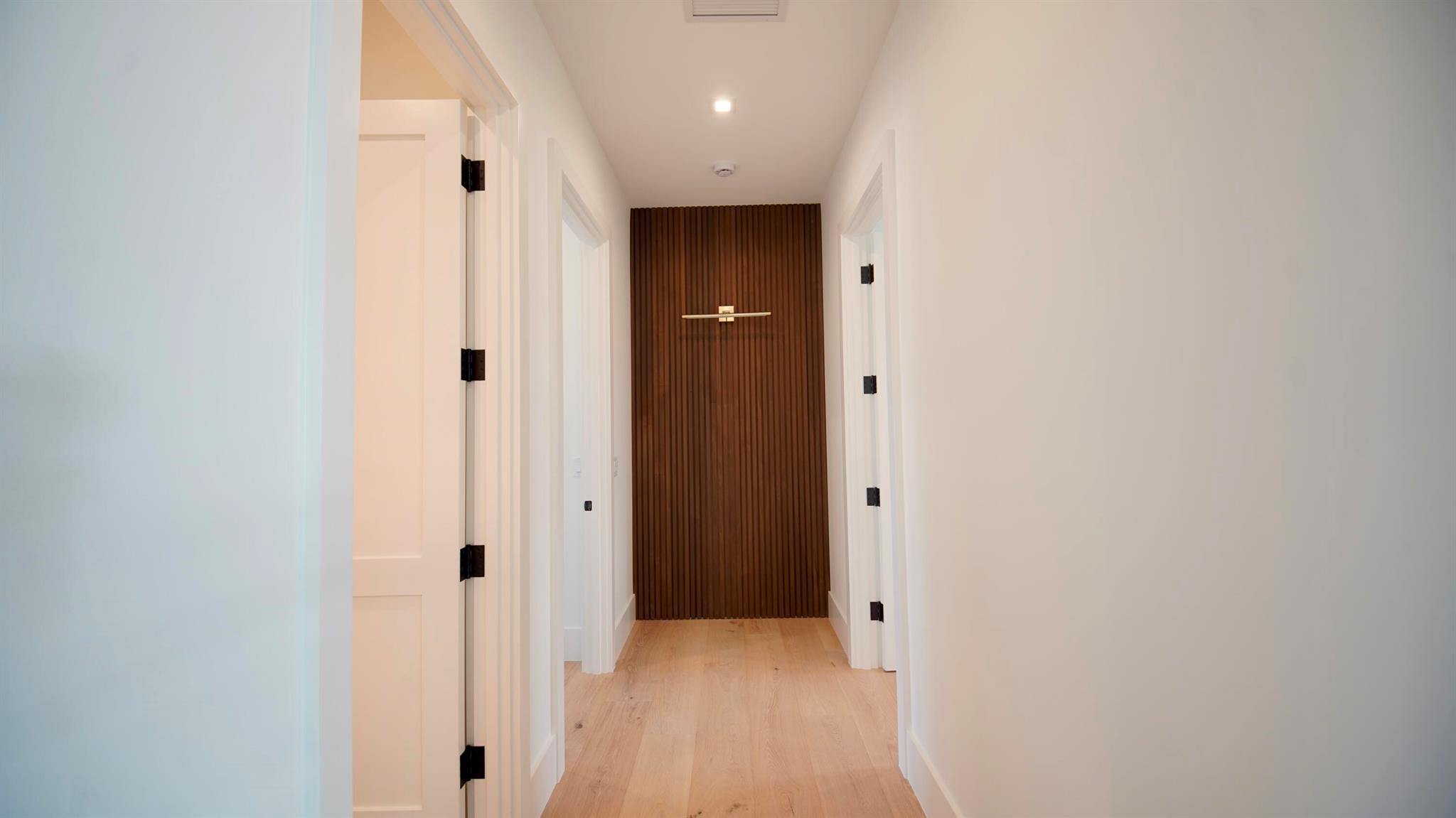 PIRATES COVE - Residential