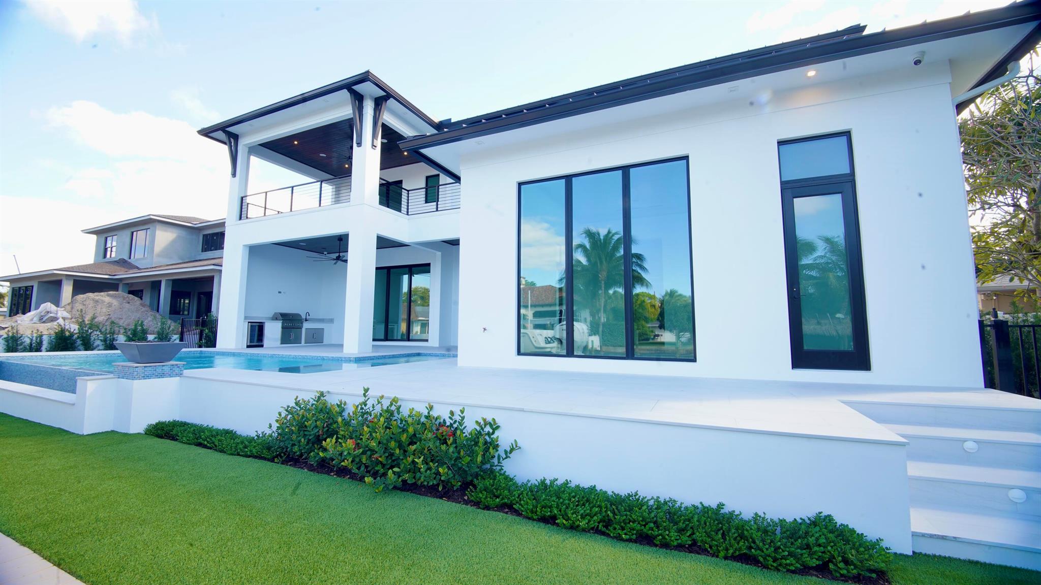 PIRATES COVE - Residential