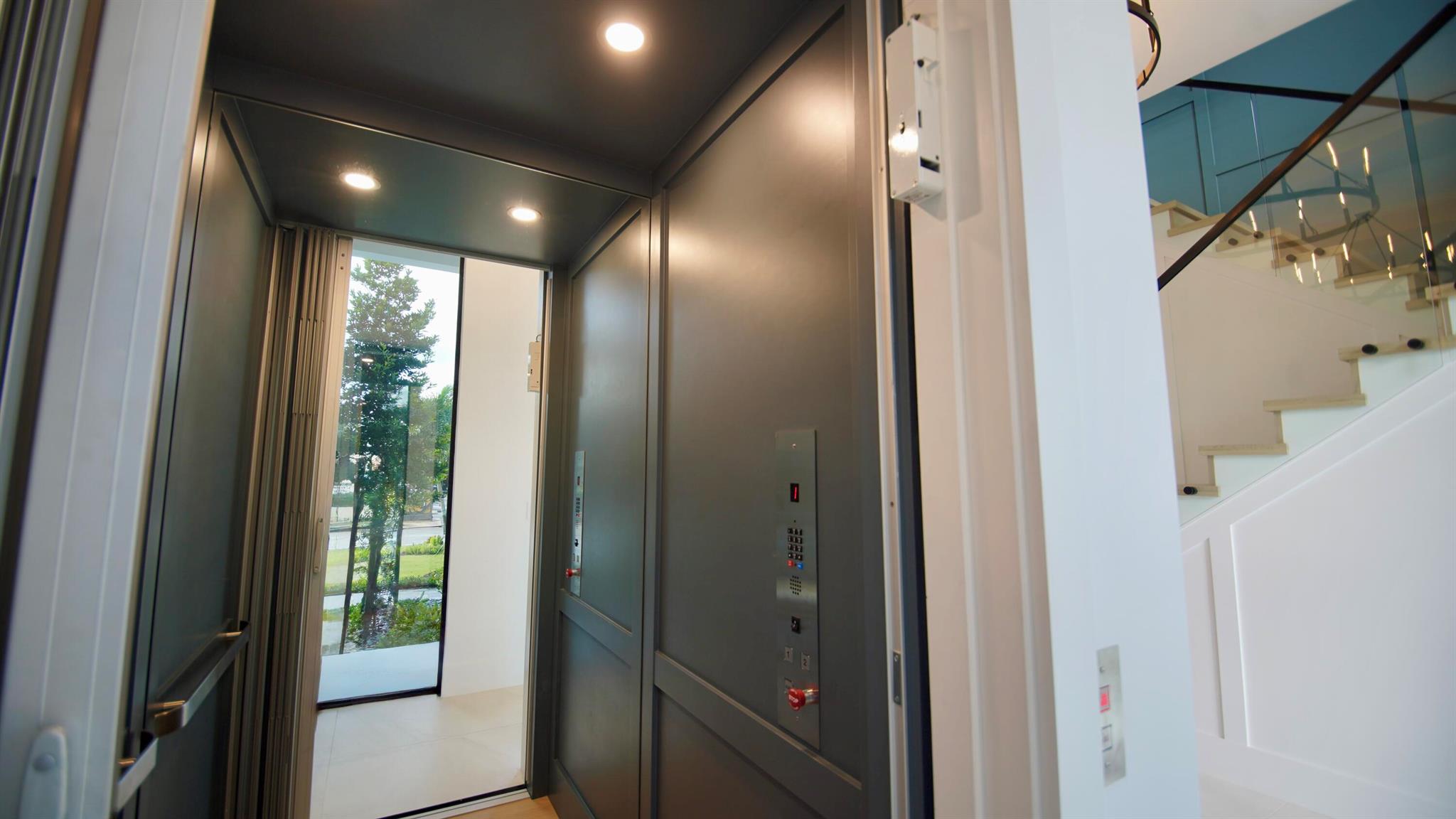 PIRATES COVE - Residential