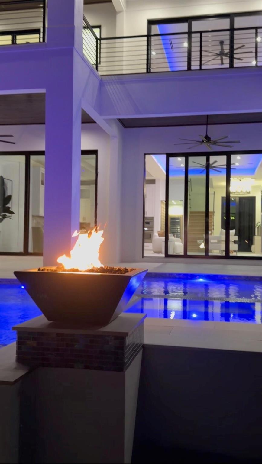 PIRATES COVE - Residential