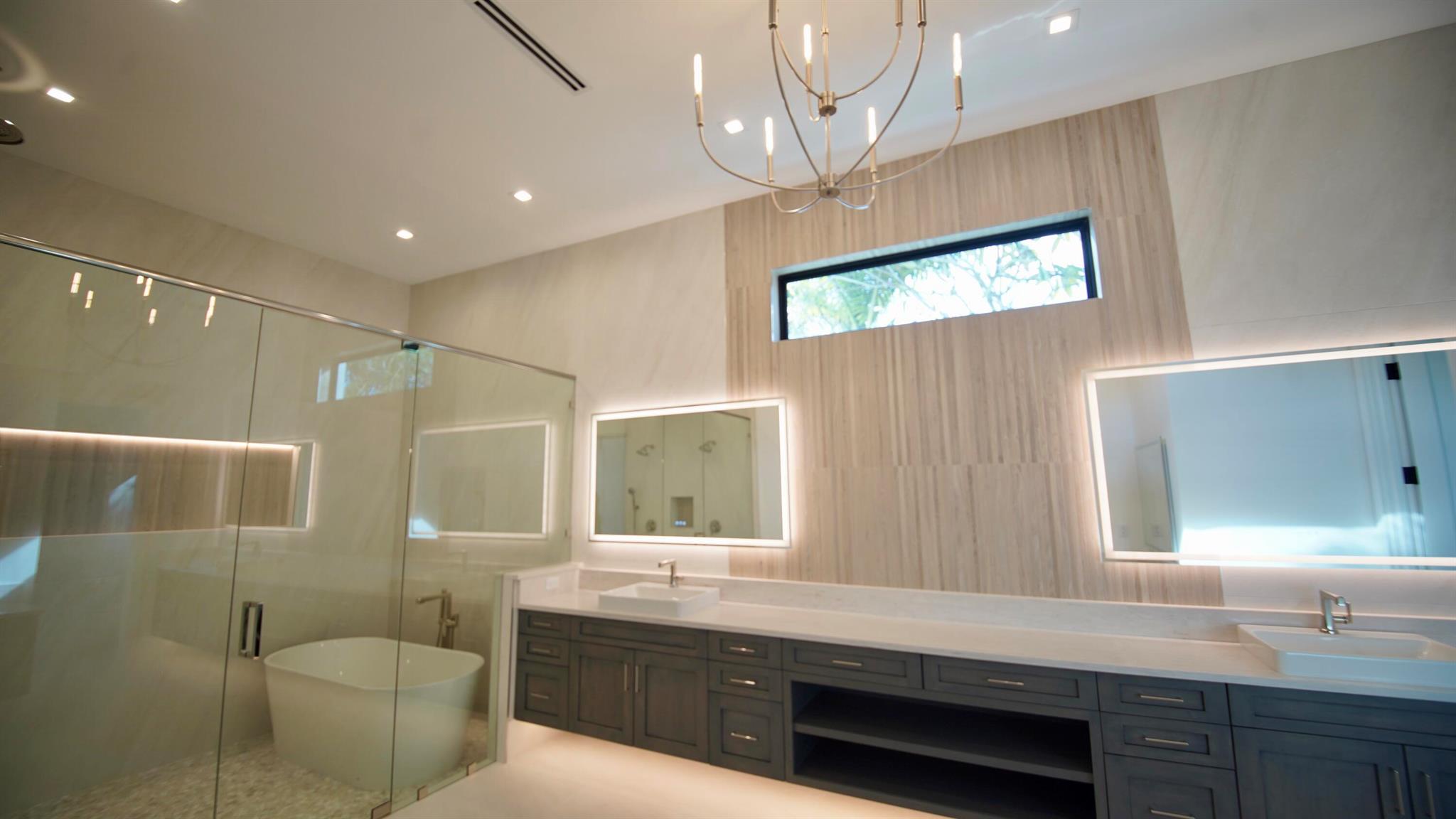 PIRATES COVE - Residential