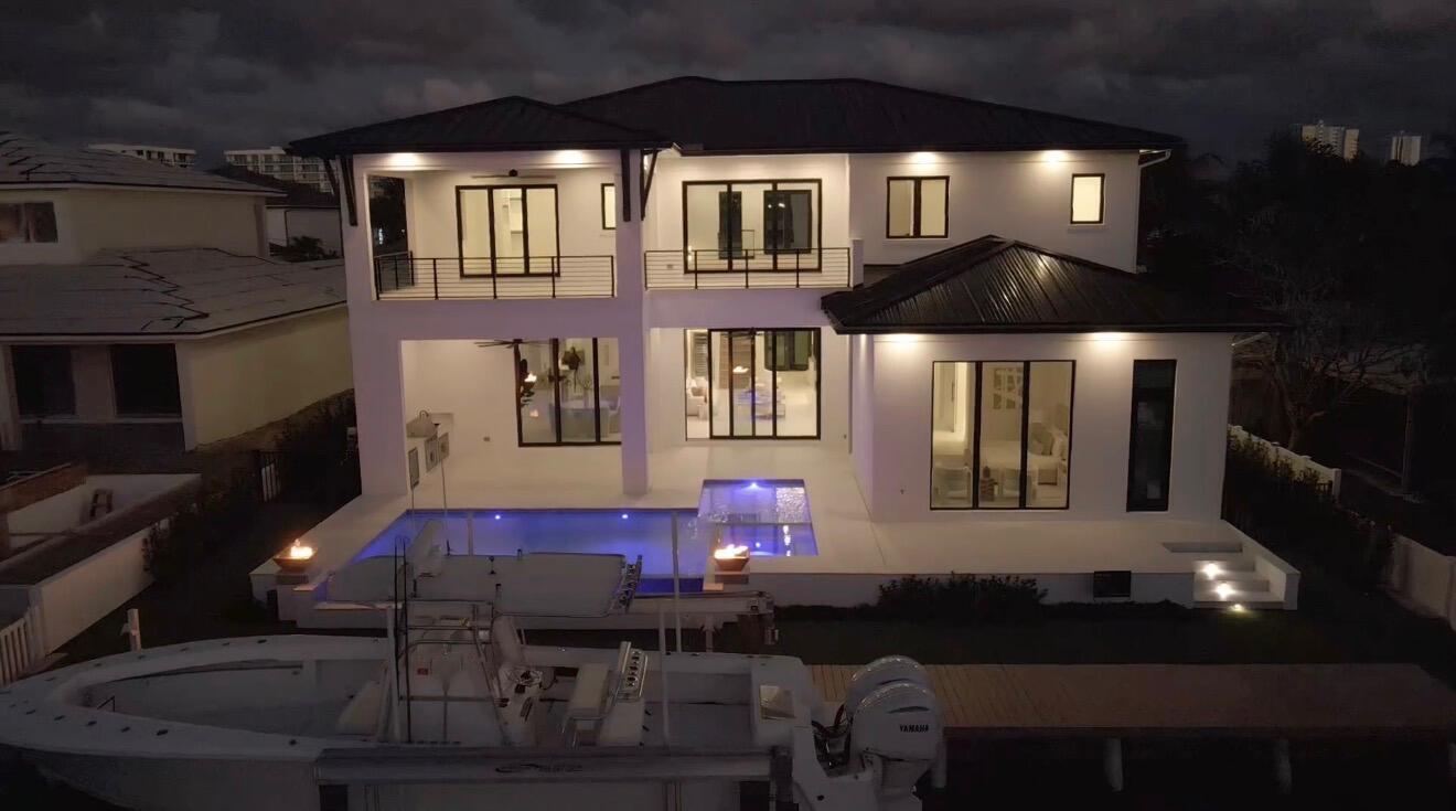 PIRATES COVE - Residential