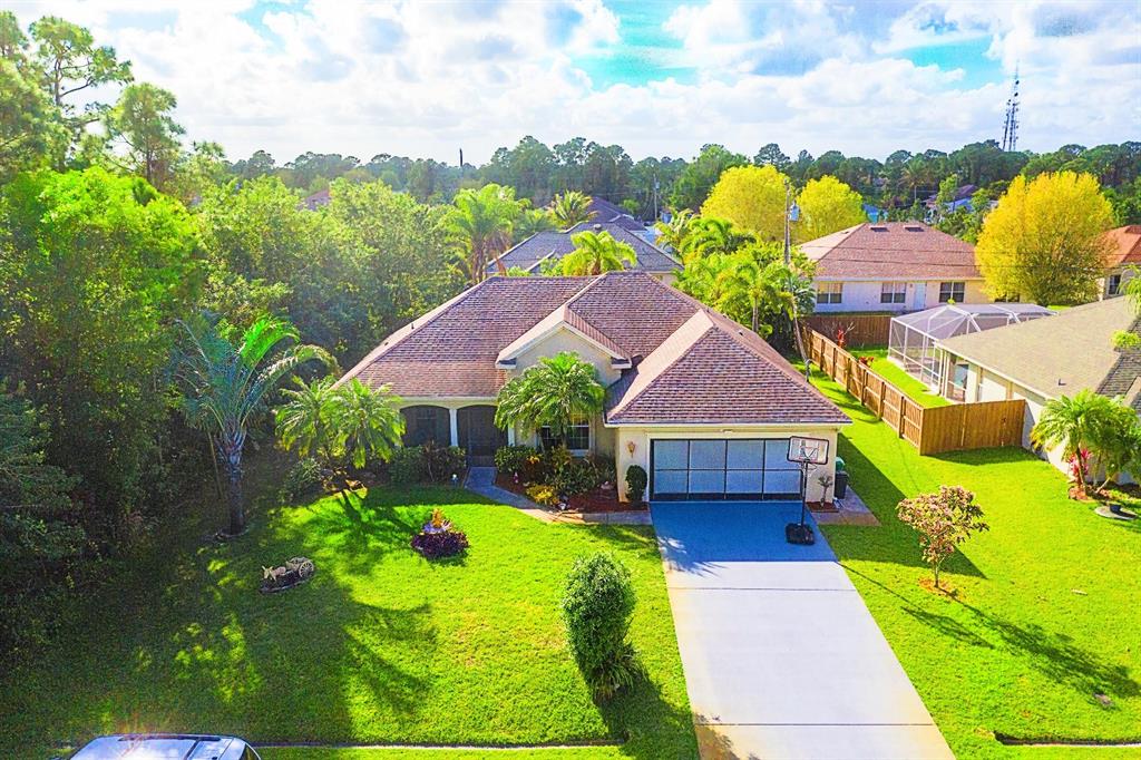 Photo of 1750 SW Ardmore Street, Port Saint Lucie, FL 34953 (MLS # R10696374)